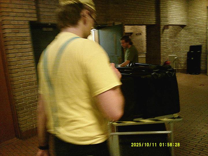 halloweenfest/20251011015828_00