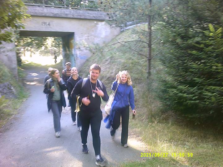 hstr/20250927155059_00