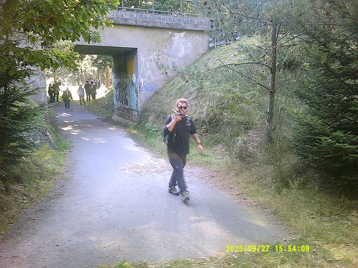 hstr/20250927155409_00