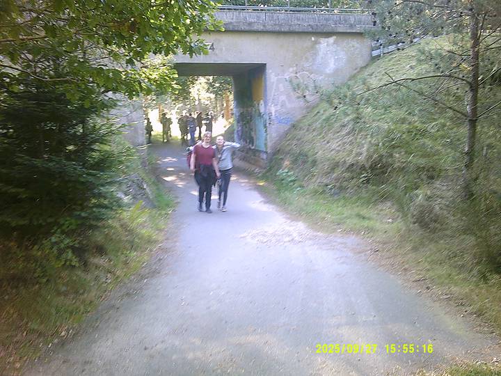 hstr/20250927155516_00