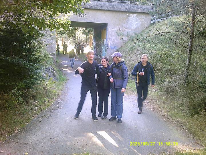 hstr/20250927155535_00