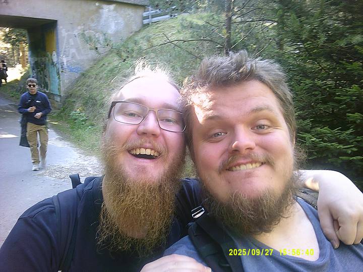 hstr/20250927155640_00