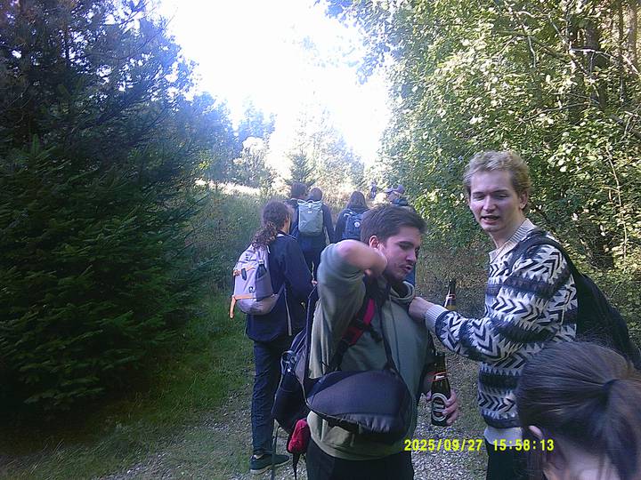 hstr/20250927155813_00