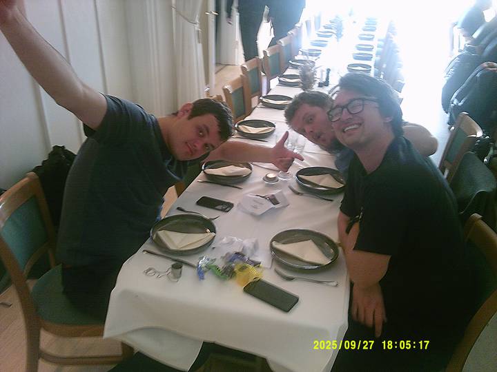 hstr/20250927180517_00