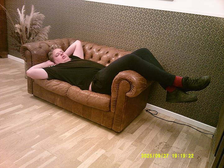 hstr/20250927191922_00