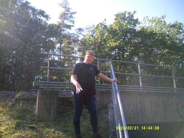 hstr/20230221144438_00