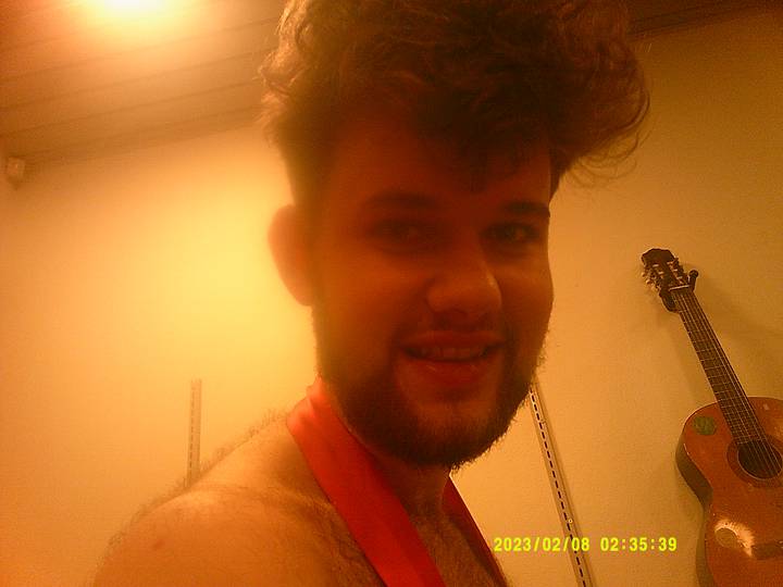 julerevy-fest/20230208023539_00