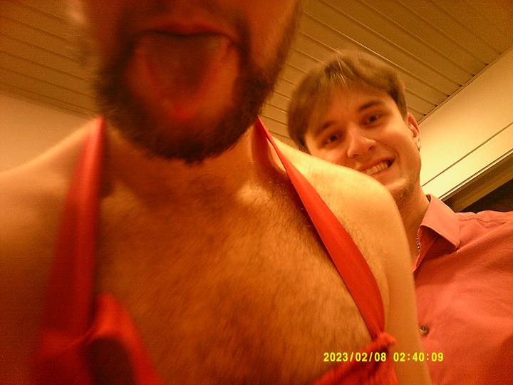 julerevy-fest/20230208024009_00