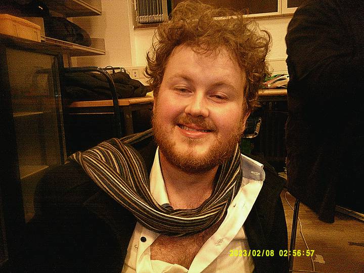 julerevy-fest/20230208025657_00