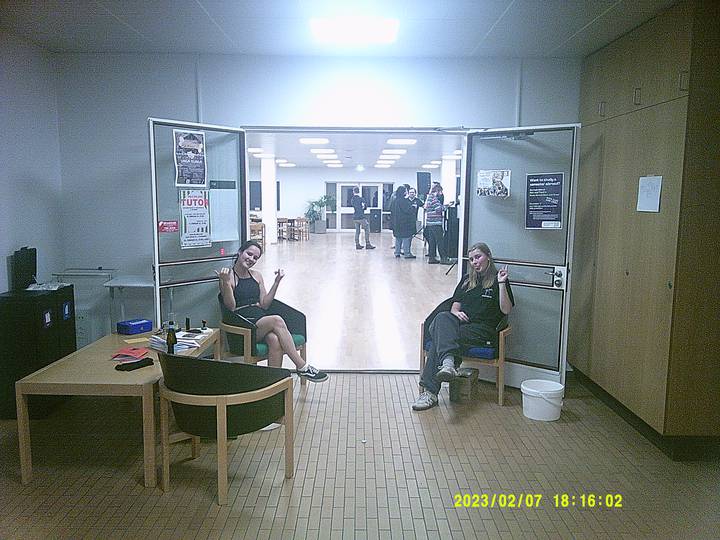 julerevy/20230207181602_00