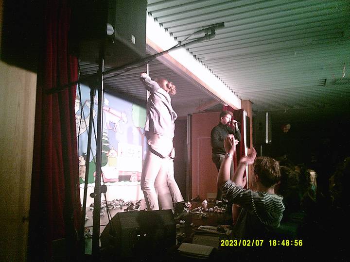 julerevy/20230207184856_00