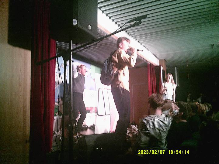 julerevy/20230207185414_00