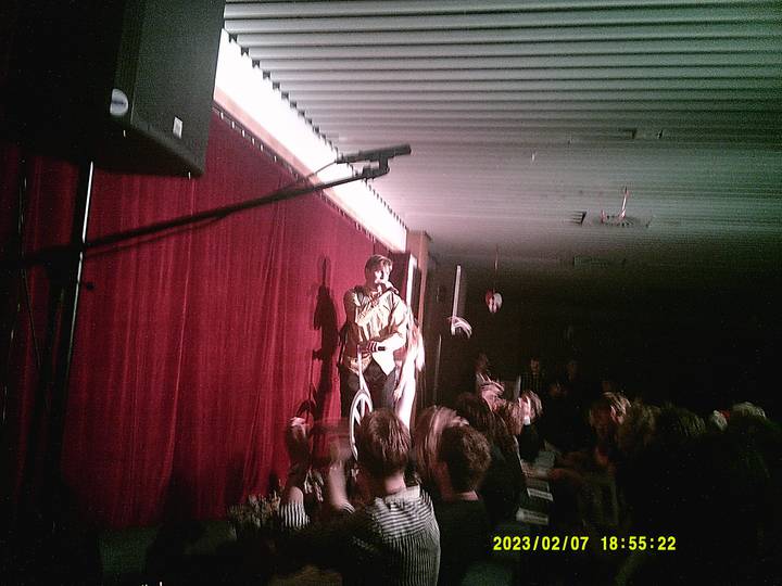 julerevy/20230207185522_00