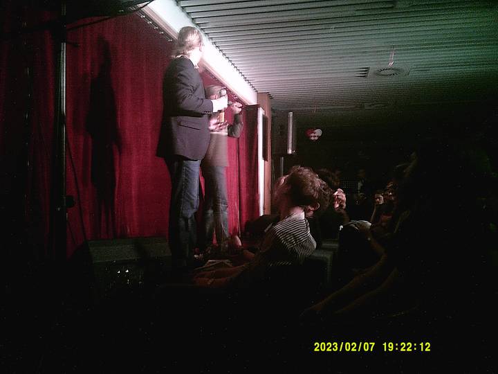 julerevy/20230207192212_00