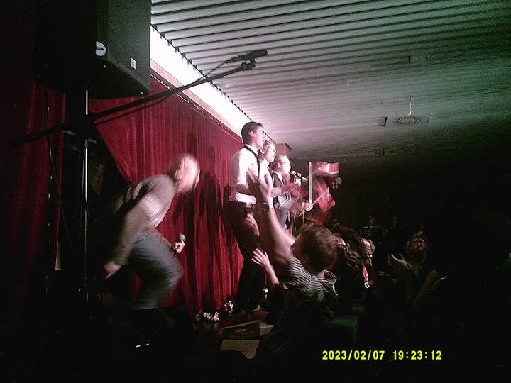 julerevy/20230207192312_00