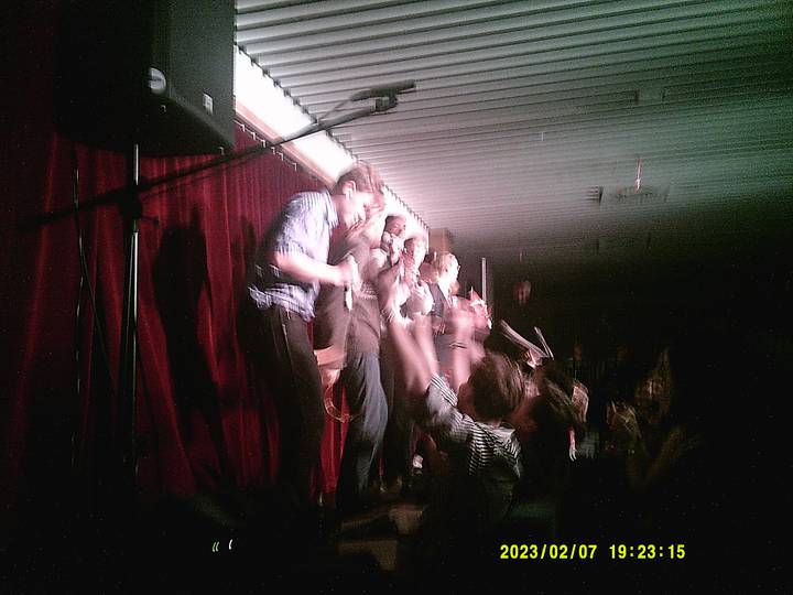 julerevy/20230207192315_00