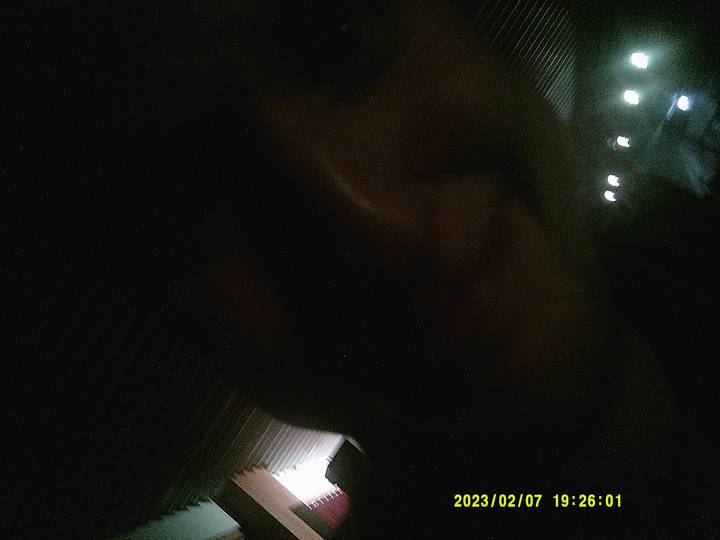 julerevy/20230207192601_00