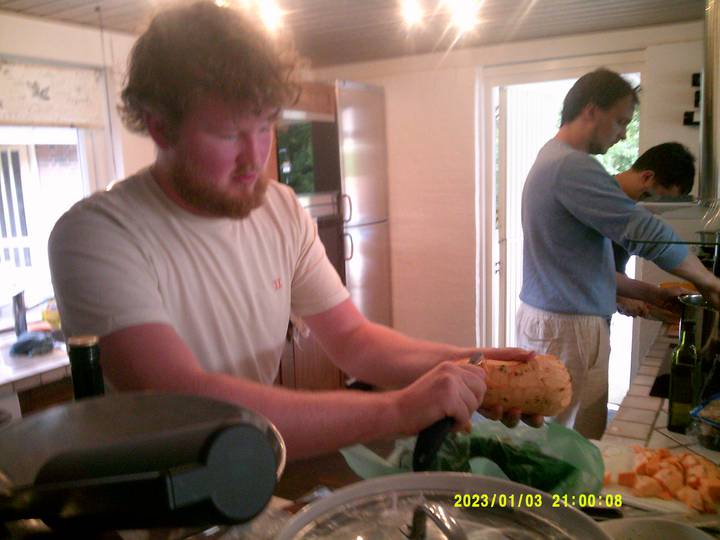 kbest/20230103210008_00