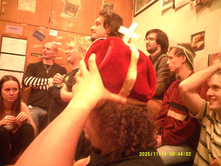 kroningsmode/20251114004402_00