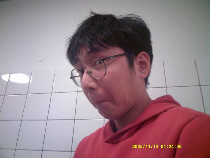 kroningsmode/20251114012436_00