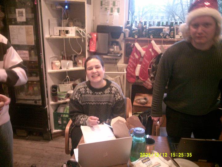 luciaoptog/20251212152535_00