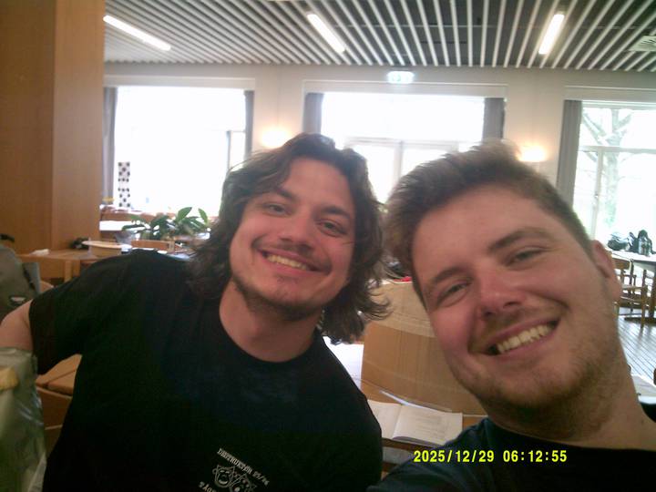 majrevy-oveweekender/20251229061255_00