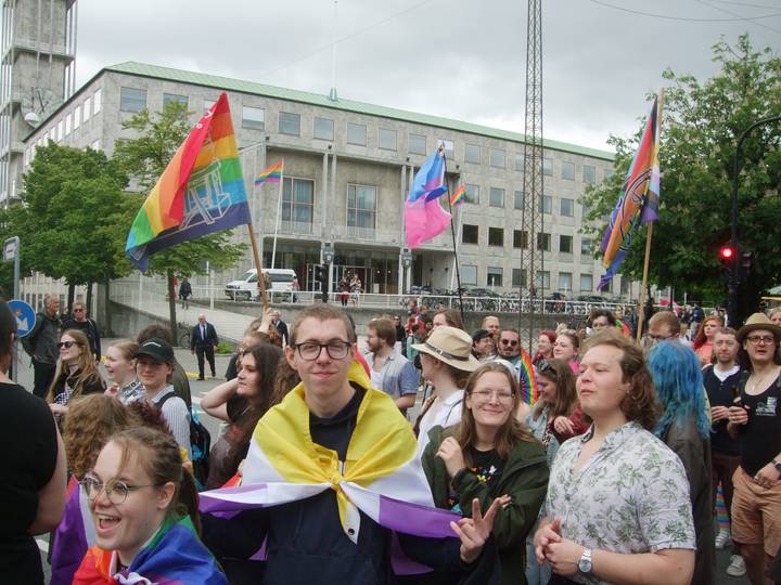 pride-2026/20070101025102_00