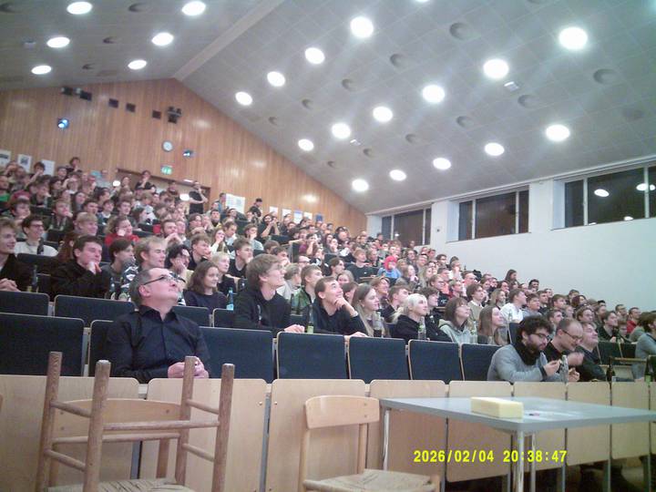 vkf/20260204203847_00