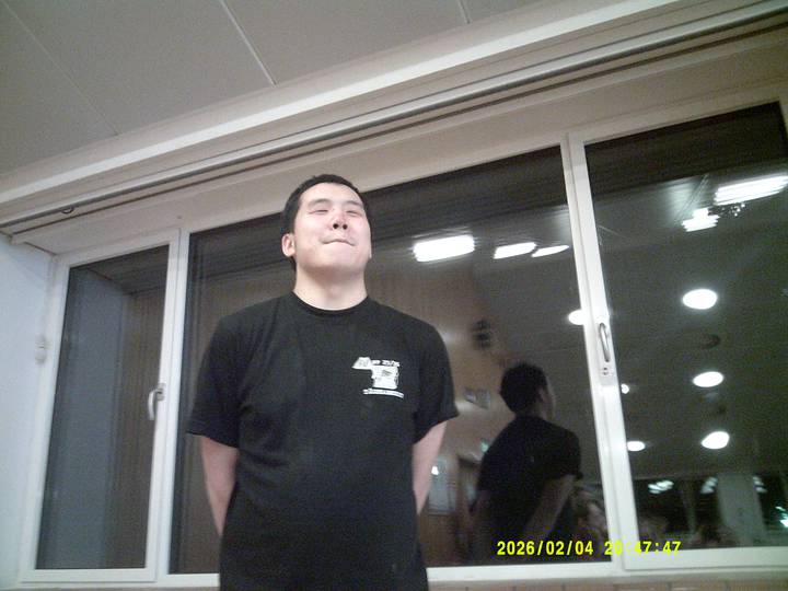 vkf/20260204204747_00