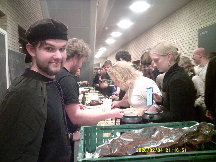 vkf/20260204211651_00