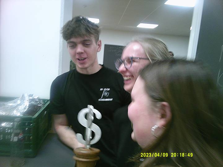 vkf/20230409201849_00