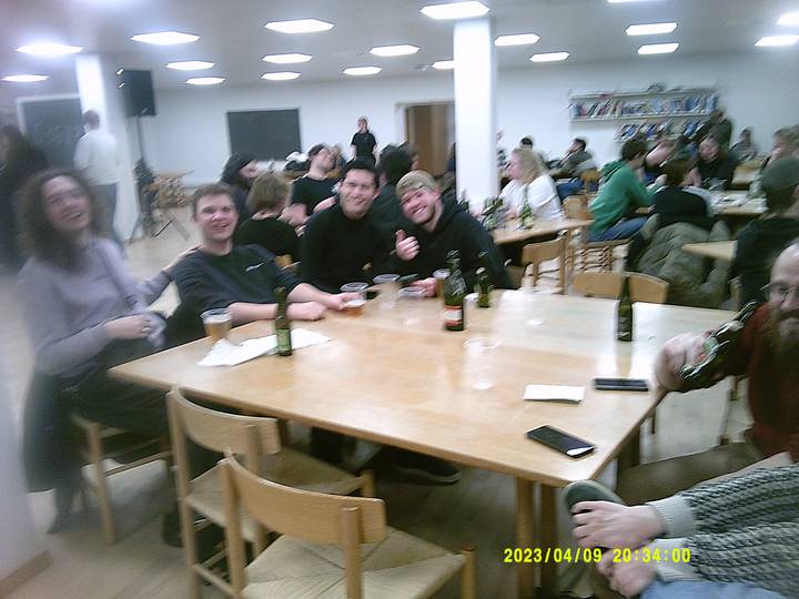 vkf/20230409203400_00