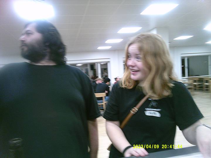 vkf/20230409204144_00