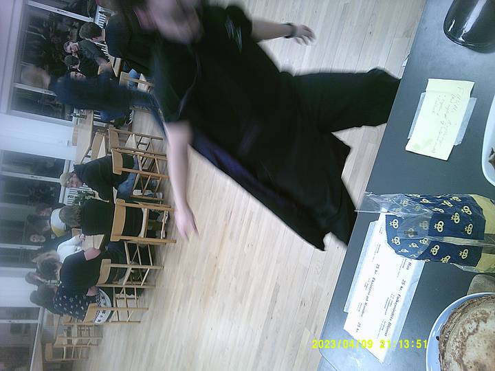 vkf/20230409211351_00