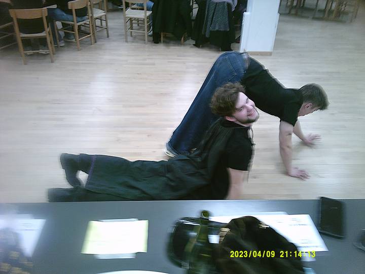 vkf/20230409211413_00