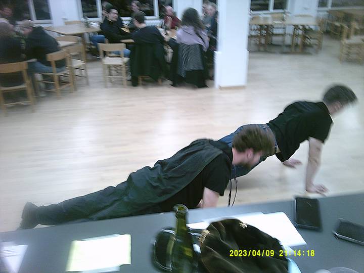 vkf/20230409211418_00