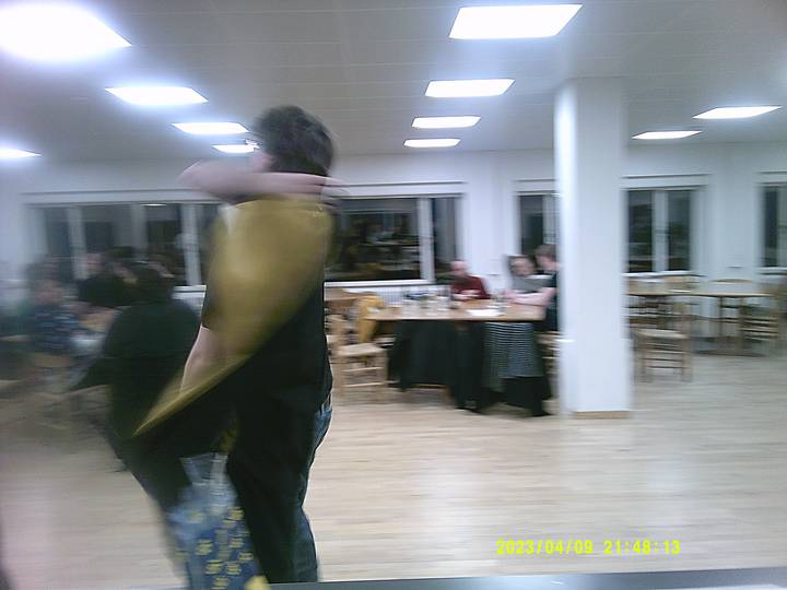 vkf/20230409214813_00