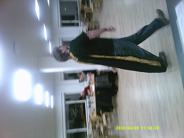 vkf/20230409214820_00