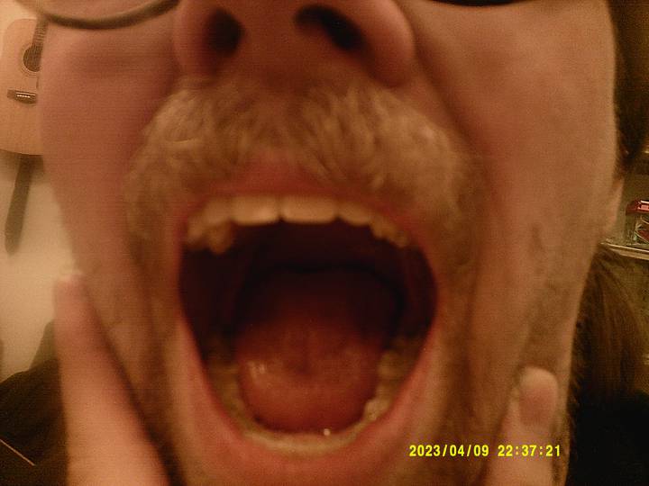 vkf/20230409223721_00