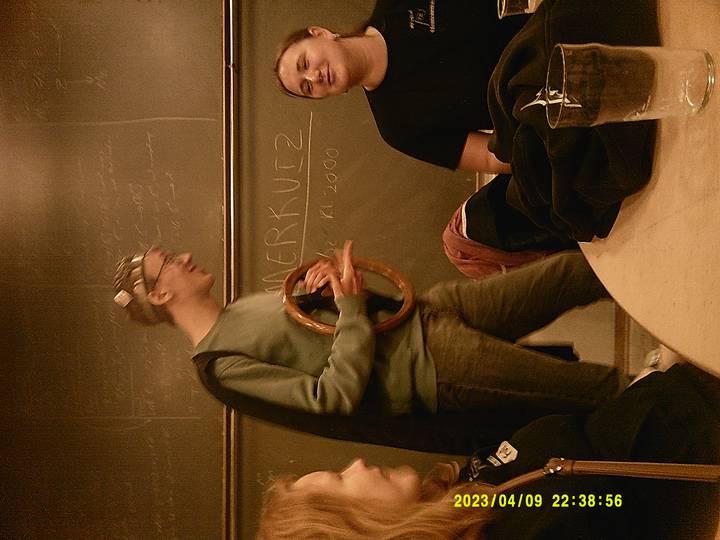 vkf/20230409223856_00