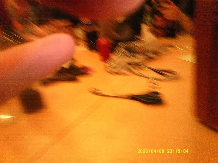 vkf/20230409231504_00