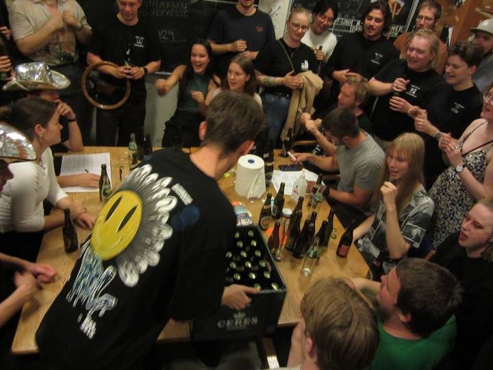 fubilleder-og-forste-torsdagsmode/20260924200256_00
