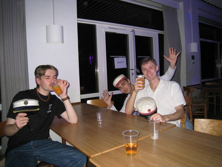 studenterfest/20261009230803_00