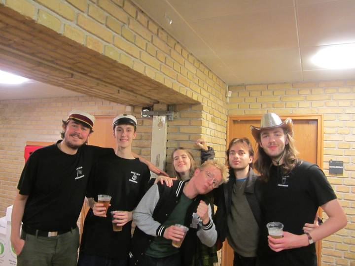 studenterfest/20261010000154_00